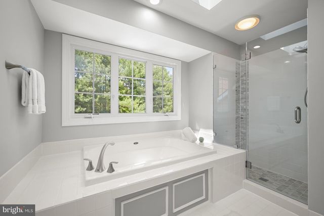 17422 AVENLEIGH DR, Ashton, MD 20861