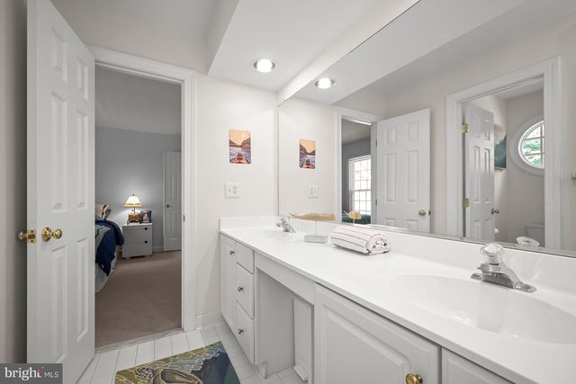 17422 AVENLEIGH DR, Ashton, MD 20861