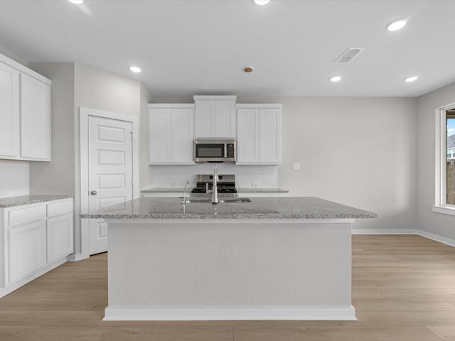 21726 Redwood Bluff Trail, Cypress, TX 77433