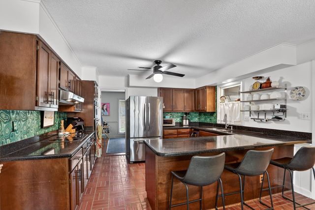 7406 OAK RUN DR, Germantown, TN 38138