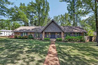 7406 OAK RUN DR, Germantown, TN 38138