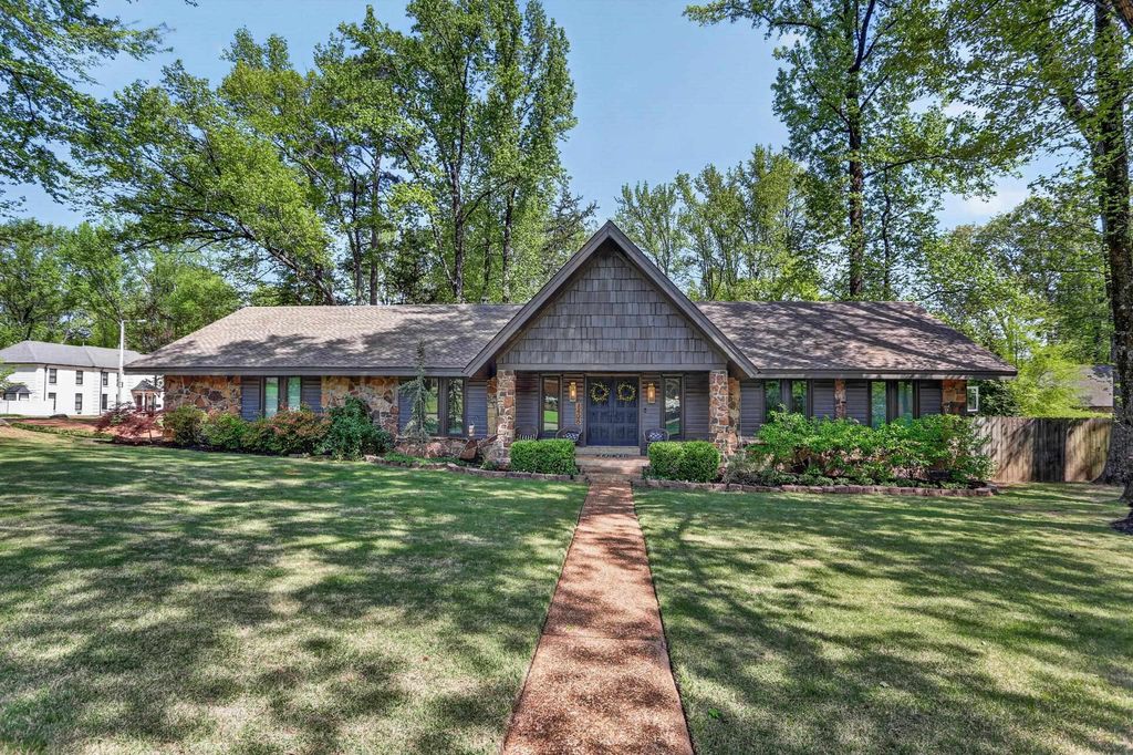 7406 OAK RUN DR, Germantown, TN 38138