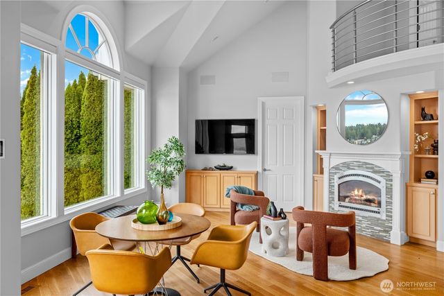 2819 E Lake Sammamish Parkway NE, Sammamish, WA 98074