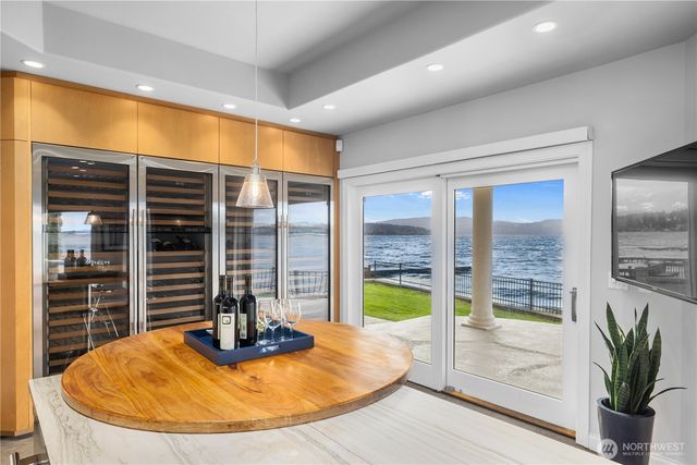 2819 E Lake Sammamish Parkway NE, Sammamish, WA 98074