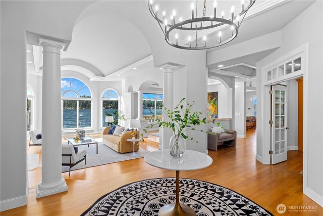 2819 E Lake Sammamish Parkway NE, Sammamish, WA 98074