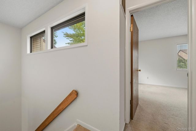6 Ryan Court, Nanuet, NY 10954