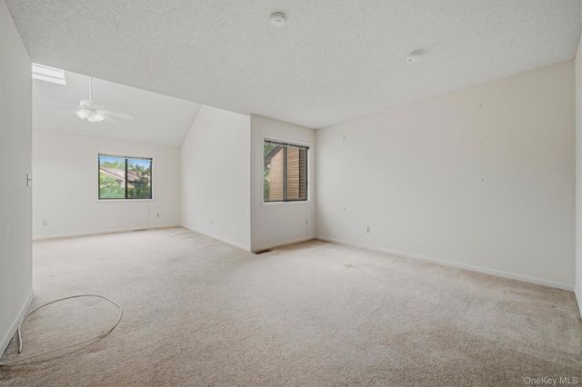 6 Ryan Court, Nanuet, NY 10954