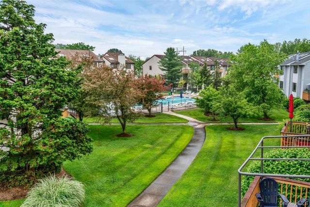 6 Ryan Court, Nanuet, NY 10954