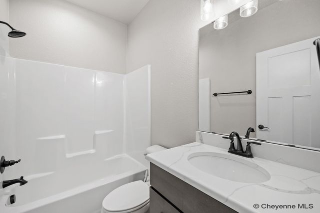 7615 THREE HEARTS TR, Cheyenne, WY 82001