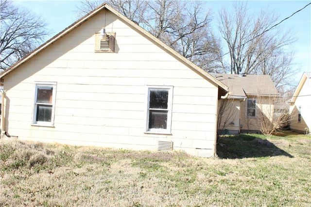 3014 Dirr Avenue, Parsons, KS 67357