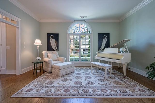 1176 Bluffhaven NE Way, Brookhaven, GA 30319