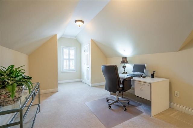 1176 Bluffhaven NE Way, Brookhaven, GA 30319