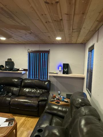 54252 N Ironwood Road, South Bend, IN 46635