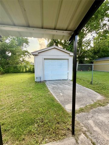 1919 Gregg Street, Houston, TX 77020