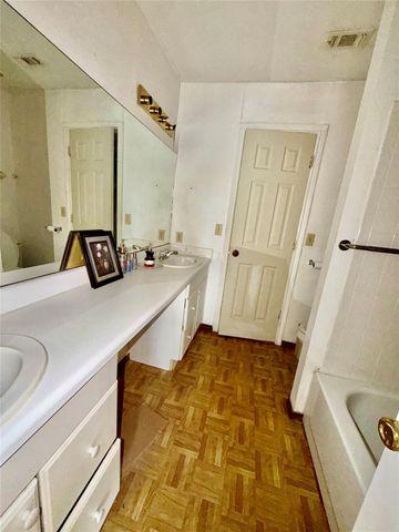 1919 Gregg Street, Houston, TX 77020