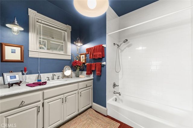 711 Chestnut, Redlands, CA 92373