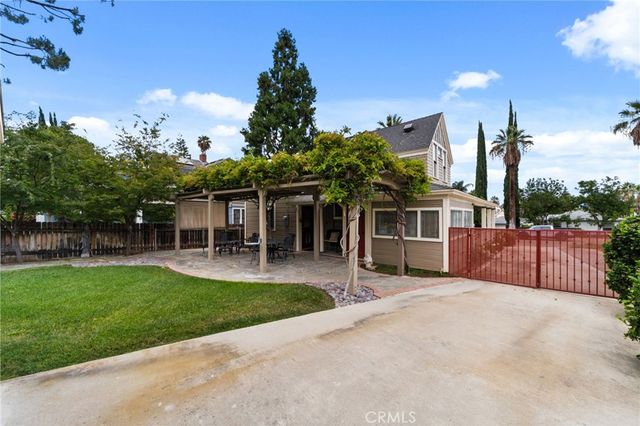 711 Chestnut, Redlands, CA 92373