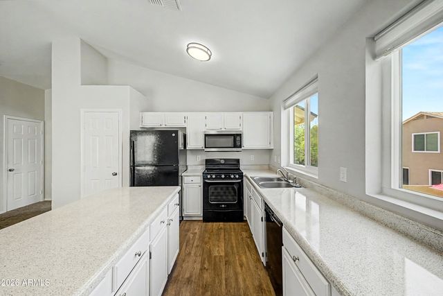 3134 E MCKELLIPS Road 221, Mesa, AZ 85213