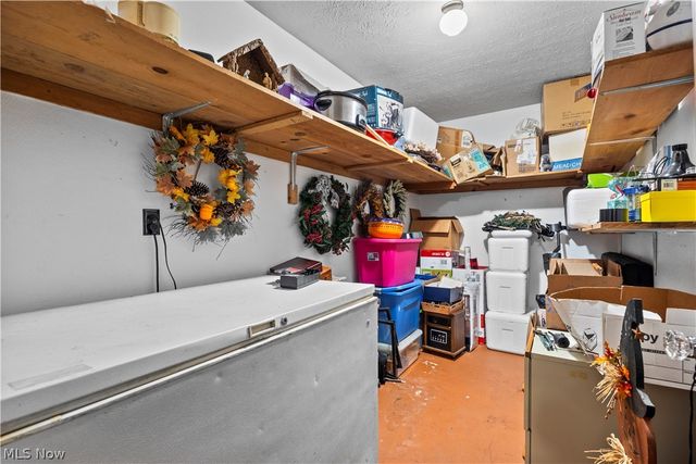 8134 Oberlin Road, Elyria, OH 44035