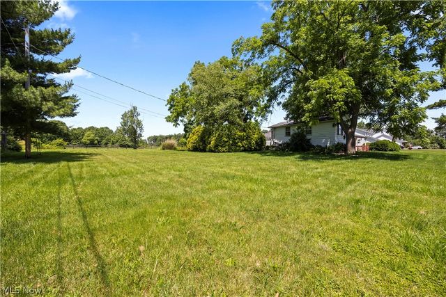 8134 Oberlin Road, Elyria, OH 44035