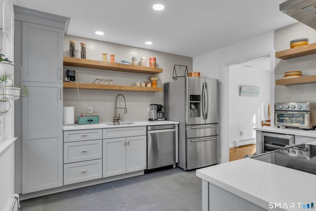 1 Beamon Meadow Place, Old Saybrook, CT 06475