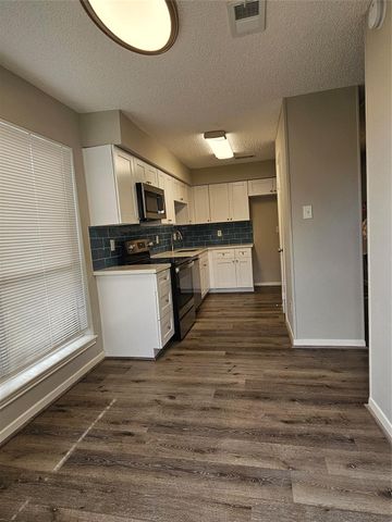 7887 Kendalia Drive, Houston, TX 77036