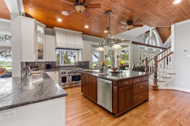 1007 Fm 390 E, Brenham, TX 77833