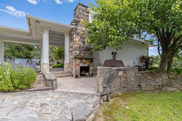 1007 Fm 390 E, Brenham, TX 77833