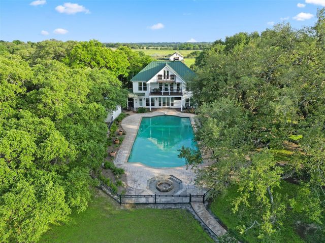 1007 Fm 390 E, Brenham, TX 77833