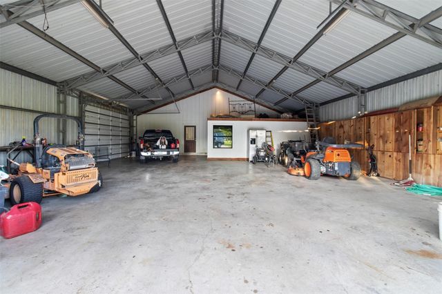 1007 Fm 390 E, Brenham, TX 77833