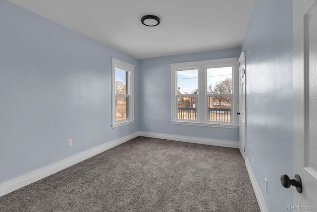 951 E Grand Boulevard, Detroit, MI 48207