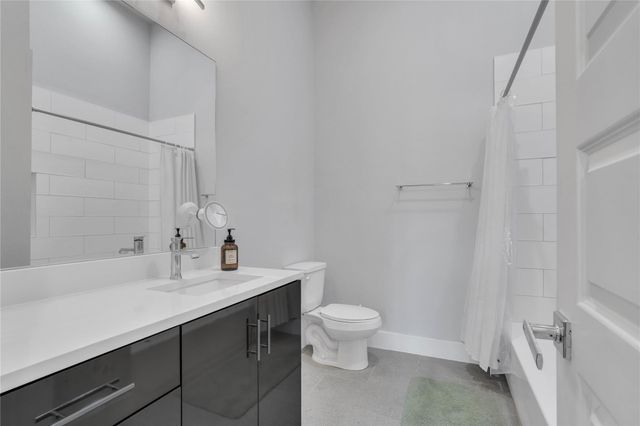 808 Fisher A, Houston, TX 77018
