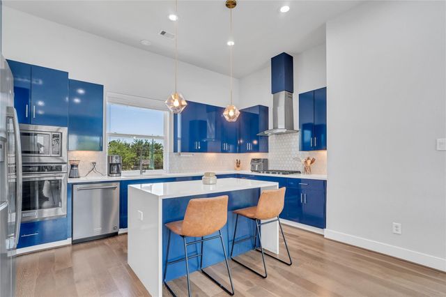 808 Fisher A, Houston, TX 77018