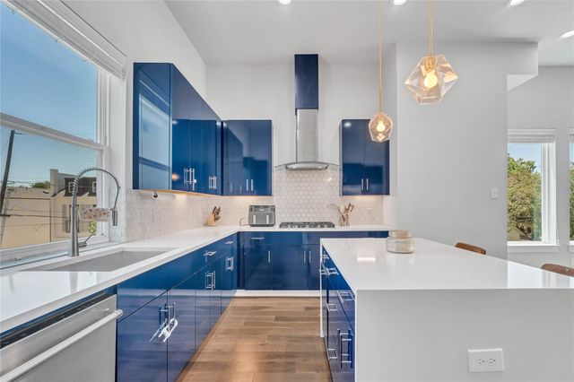 808 Fisher A, Houston, TX 77018
