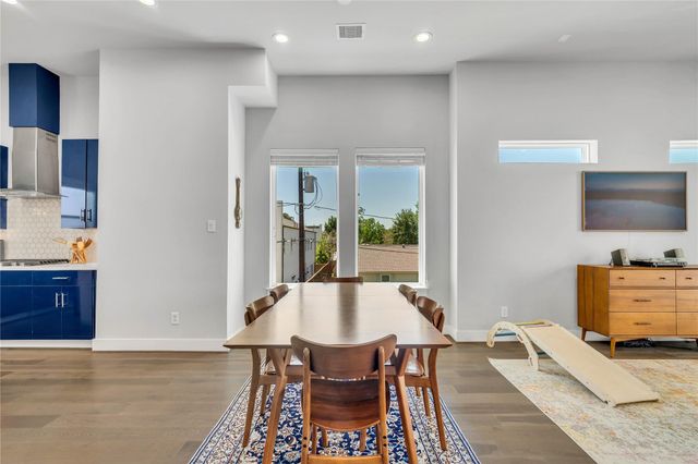 808 Fisher A, Houston, TX 77018