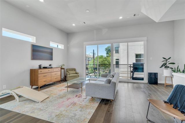 808 Fisher A, Houston, TX 77018