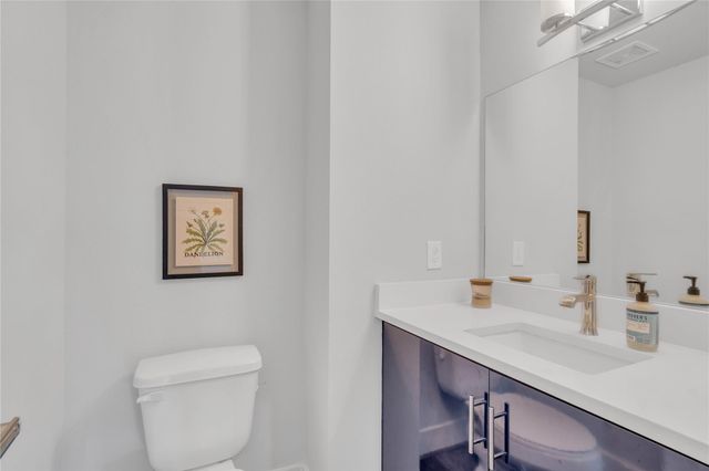 808 Fisher A, Houston, TX 77018