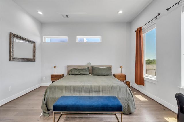 808 Fisher A, Houston, TX 77018