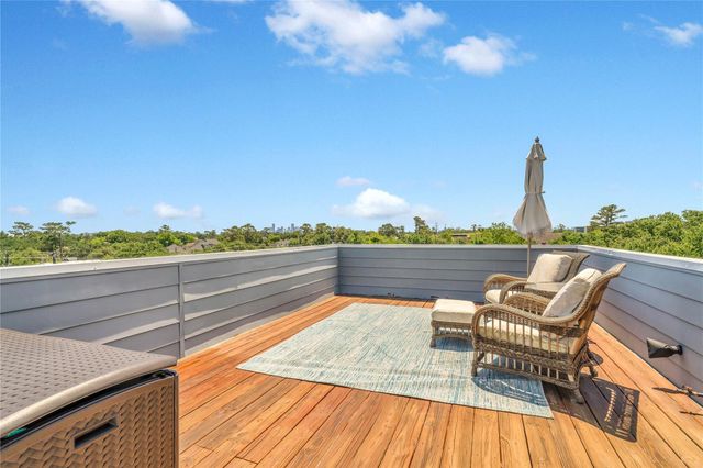 808 Fisher A, Houston, TX 77018