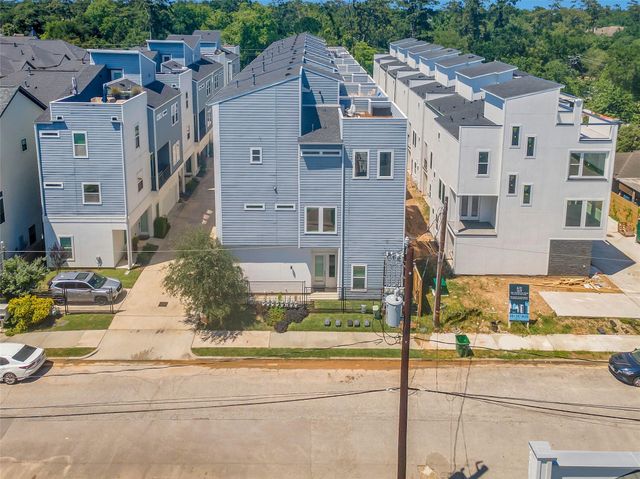 808 Fisher A, Houston, TX 77018