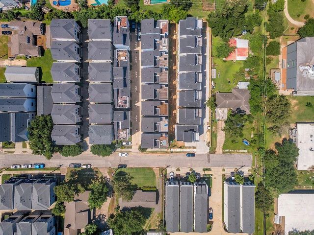 808 Fisher A, Houston, TX 77018