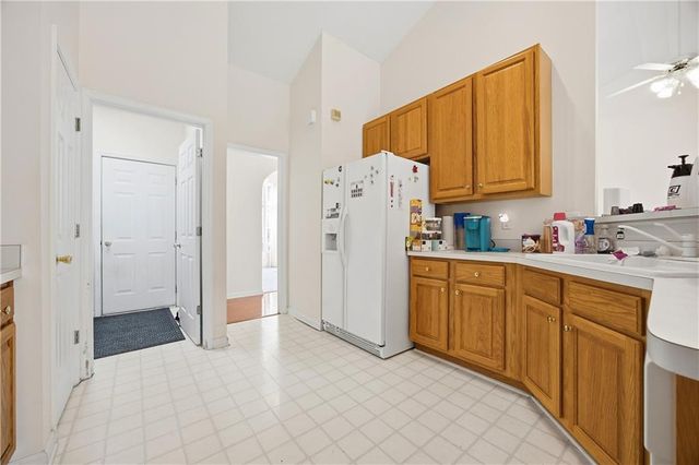 4014 Villa Lake Road, Powder Springs, GA 30127