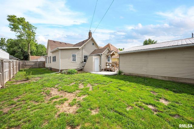1212 ROYAL Avenue, Pekin, IL 61554