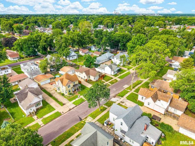 1212 ROYAL Avenue, Pekin, IL 61554