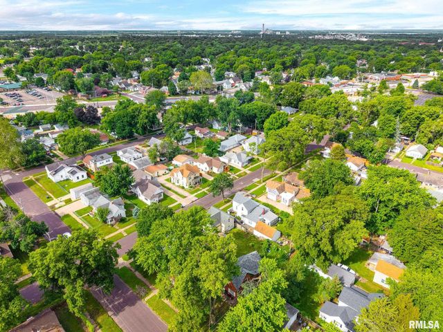 1212 ROYAL Avenue, Pekin, IL 61554