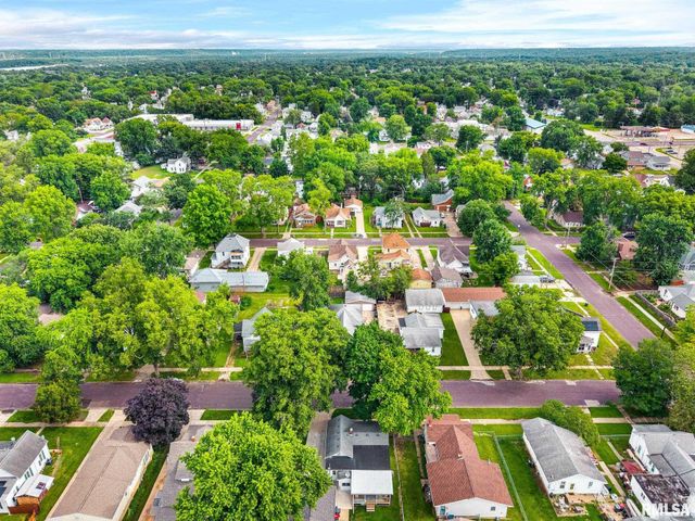 1212 ROYAL Avenue, Pekin, IL 61554