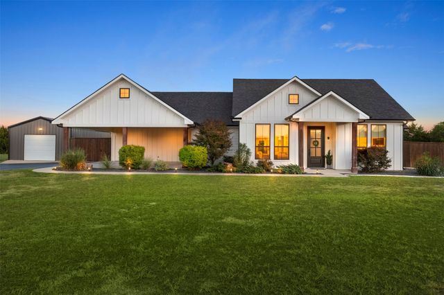 1220 Lynn Way, Waxahachie, TX 75165