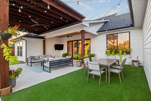 1220 Lynn Way, Waxahachie, TX 75165
