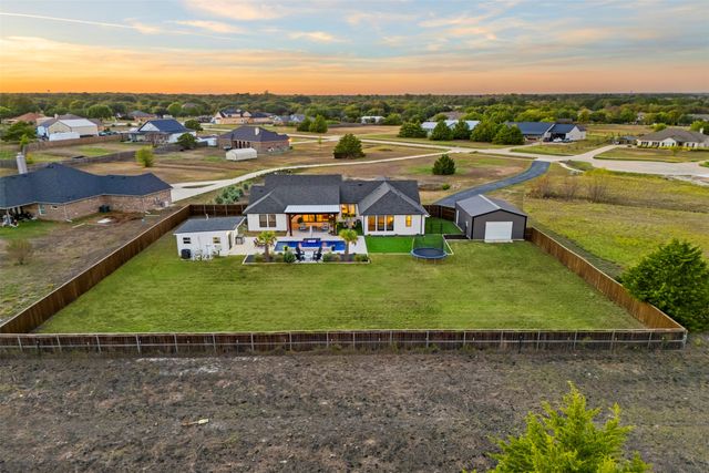 1220 Lynn Way, Waxahachie, TX 75165