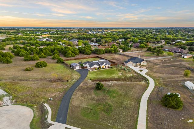 1220 Lynn Way, Waxahachie, TX 75165